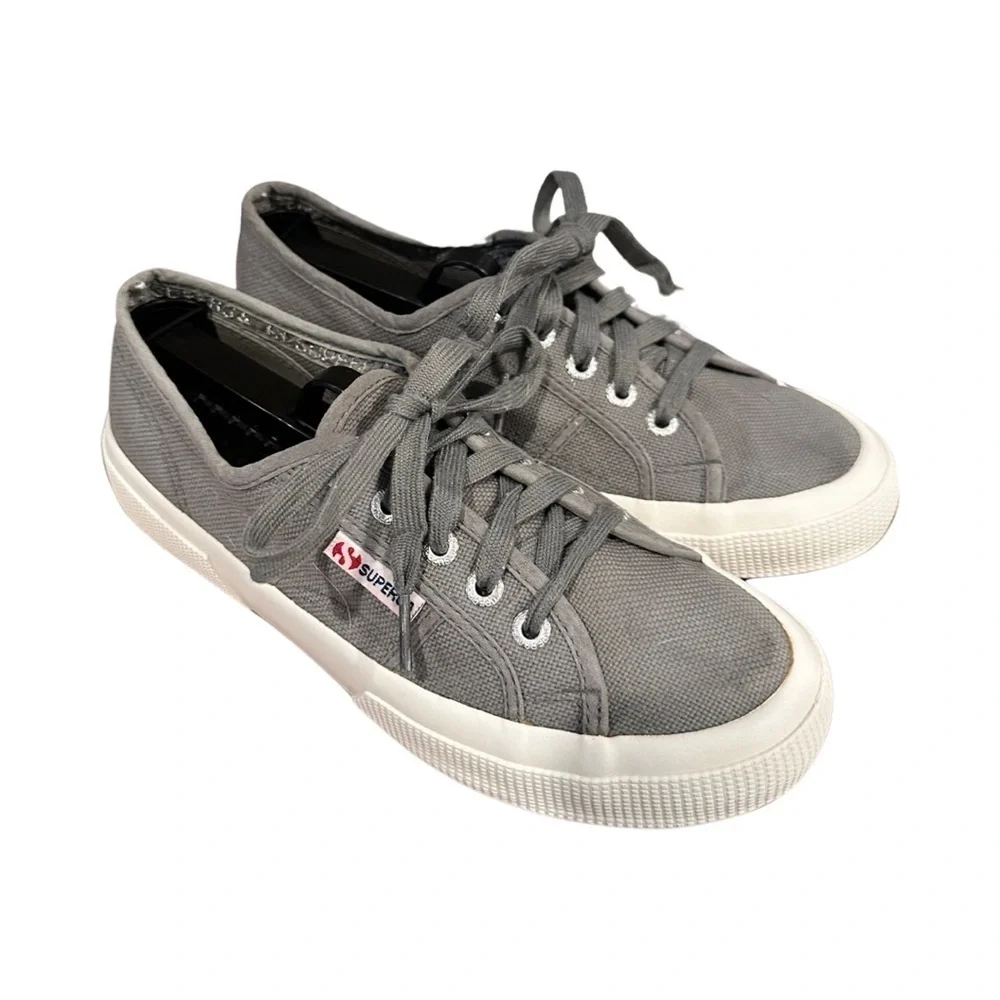 Superga Gray Canvas Sneaker in Size 7 (38)